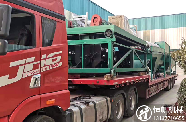 槽式翻拋機、滾筒篩分機裝車